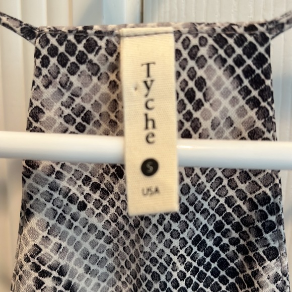 Tychee brand new worn once - Picture 2 of 4